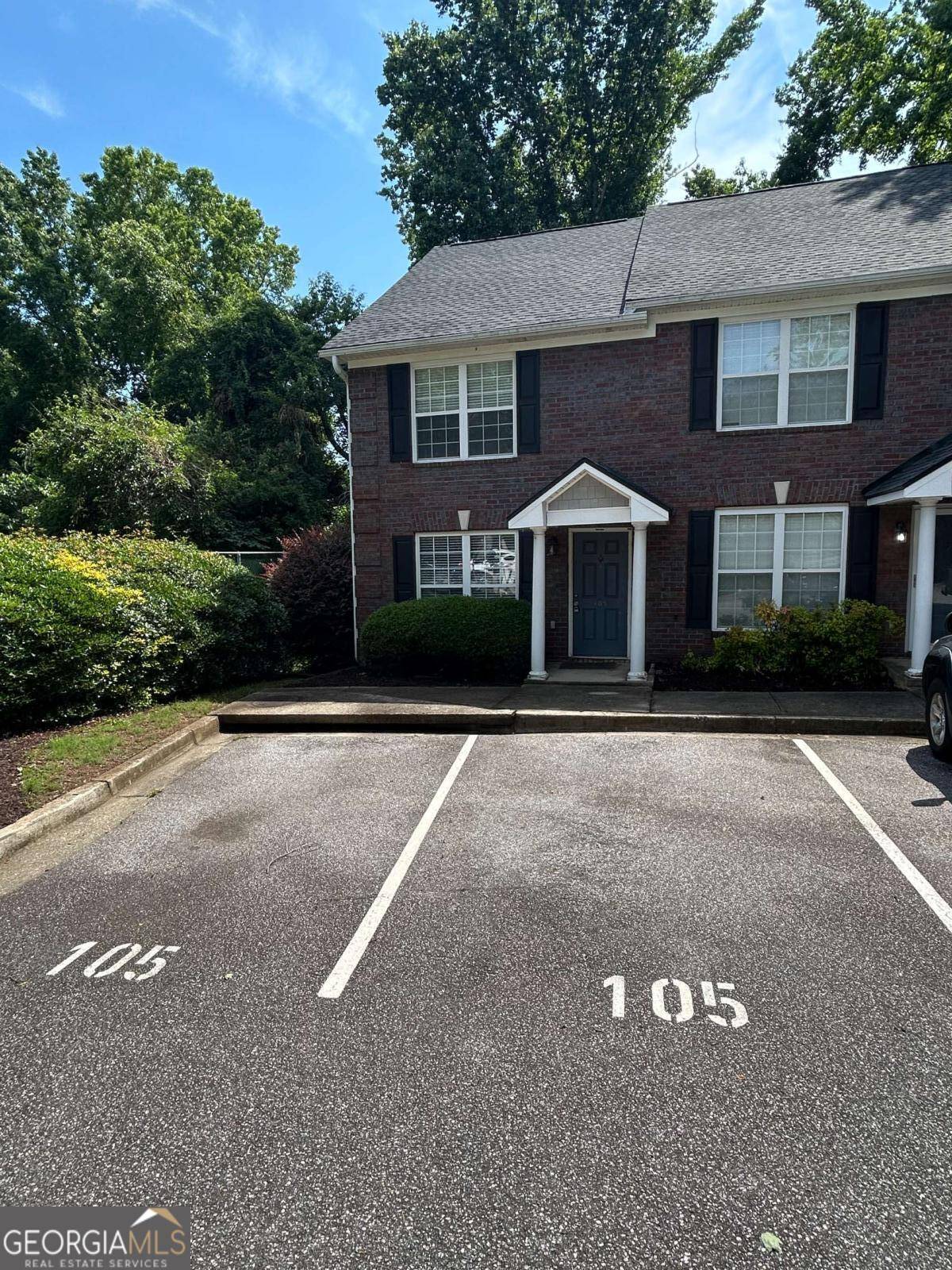 Bogart, GA 30622,240 Cleveland RD #105