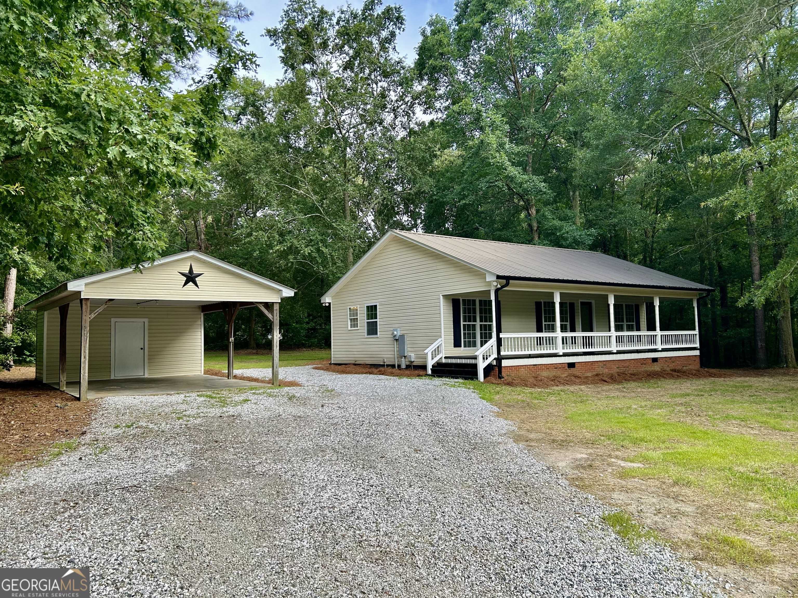 Bowman, GA 30624,611 Winston Drive EXT