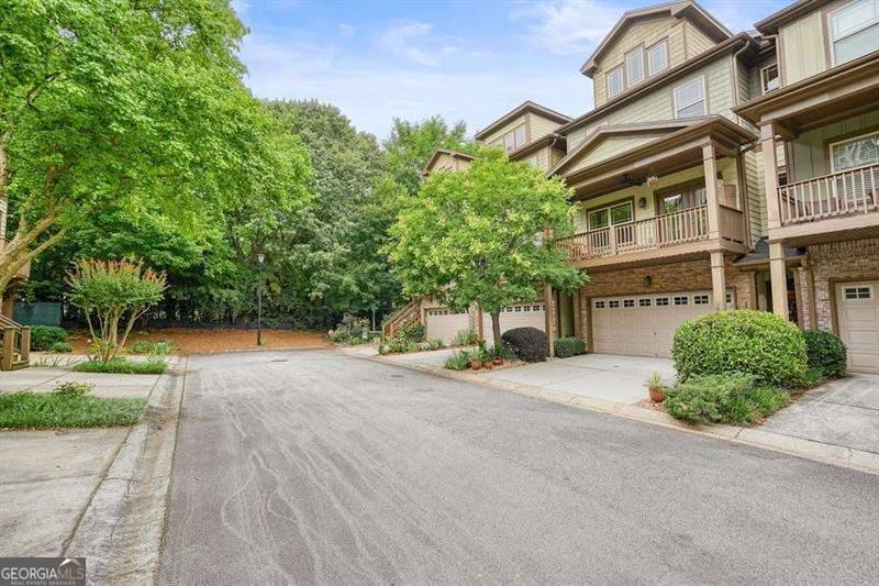 Avondale Estates, GA 30002,3202 Saute WAY