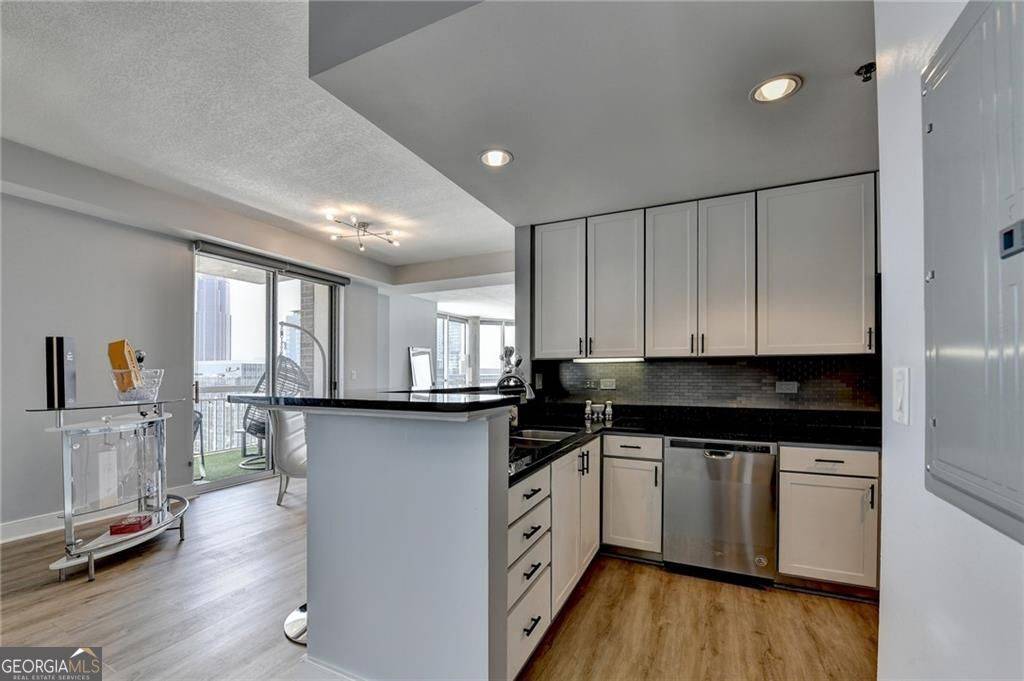 Atlanta, GA 30339,285 Centennial Olympic Park Drive Northwest DR NW #1905
