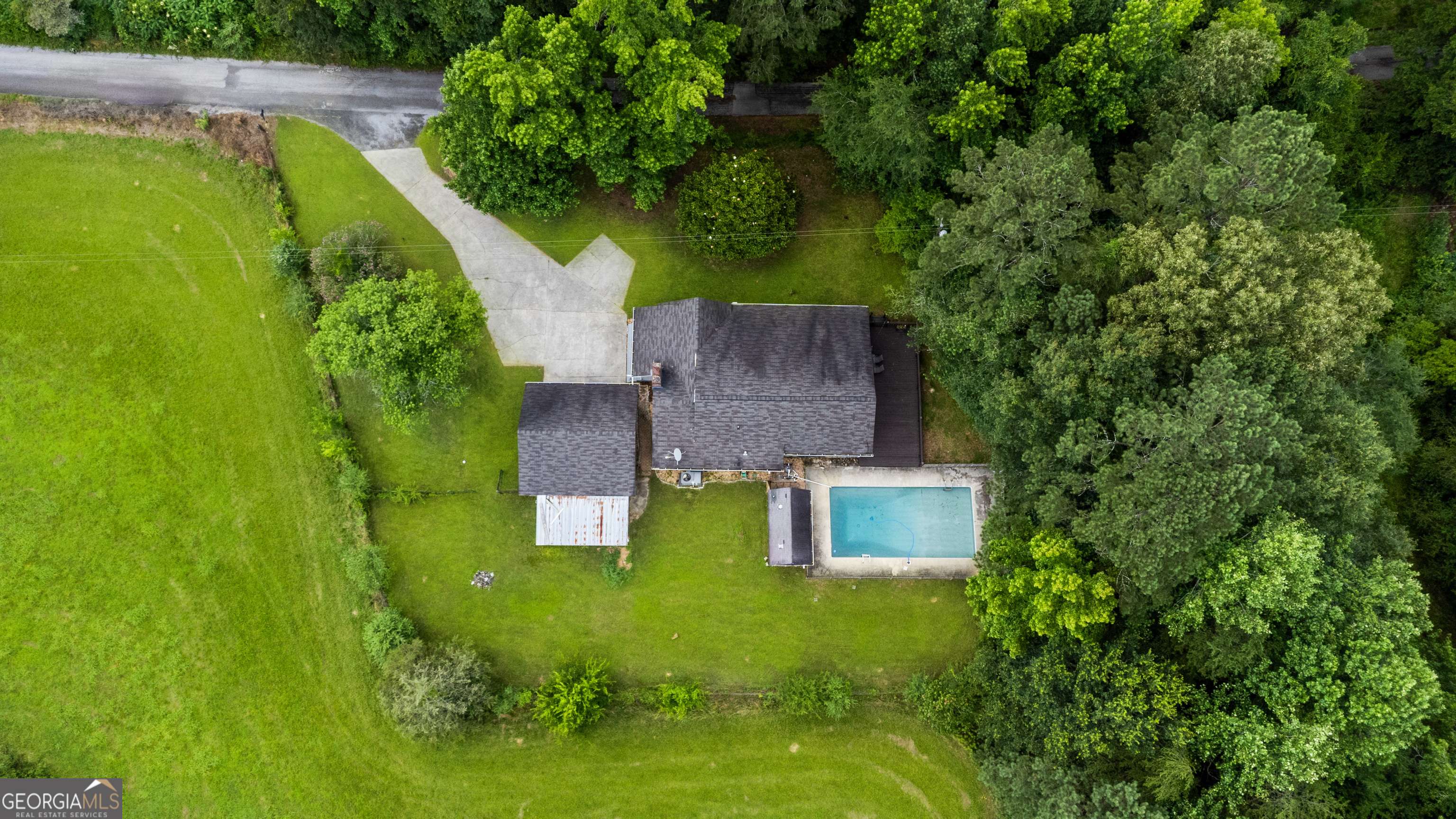 Armuchee, GA 30105,412 Perry RD