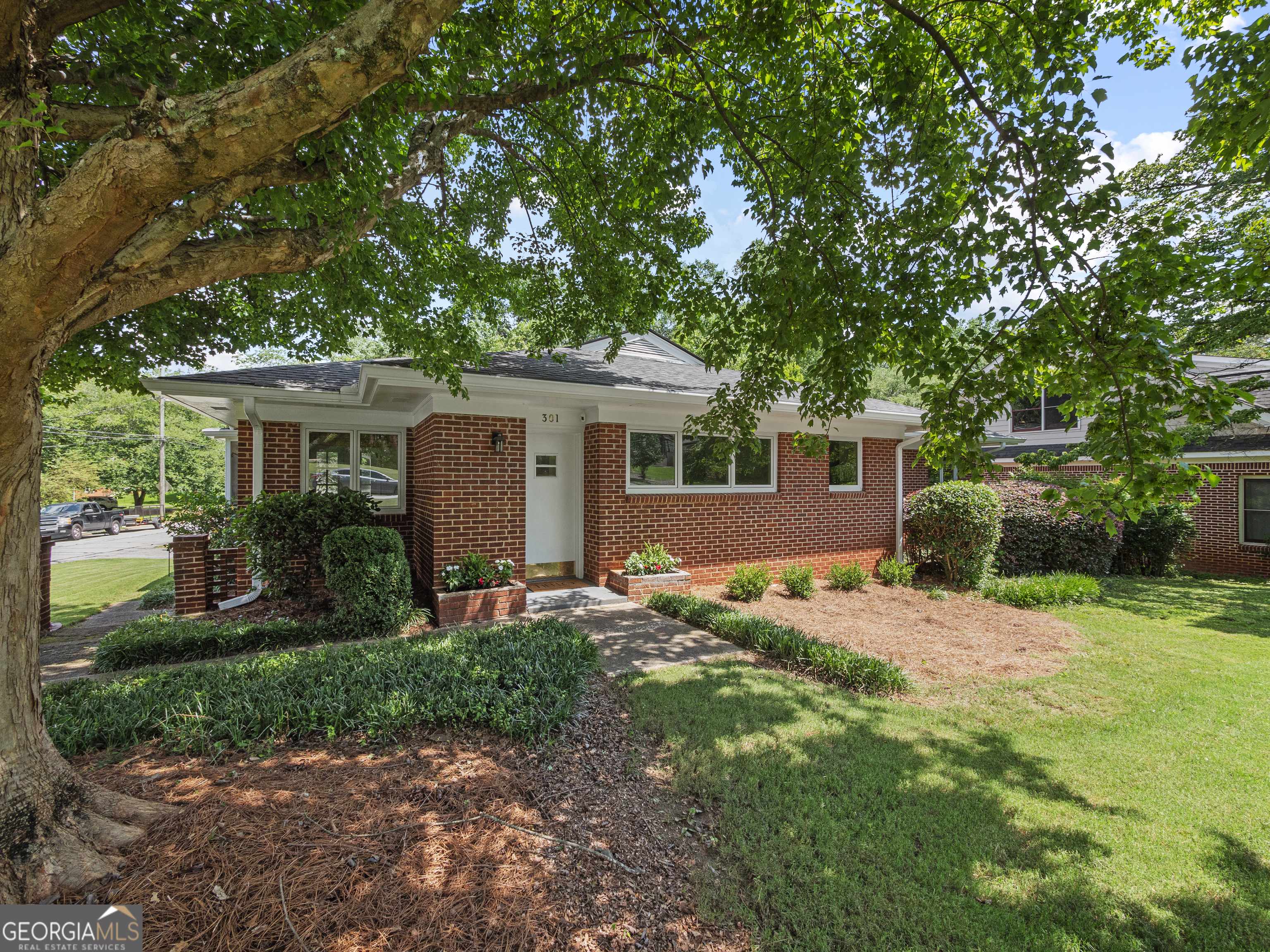 Athens, GA 30606,301 Parkway DR