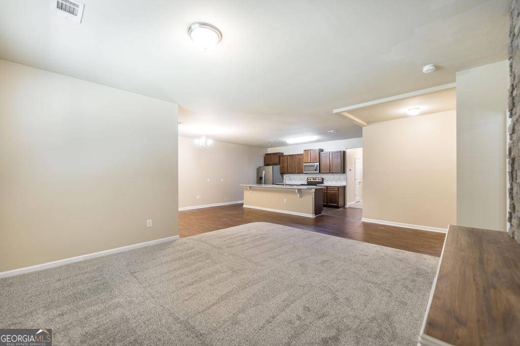 Kathleen, GA 31047,208 Flowing Meadows DR