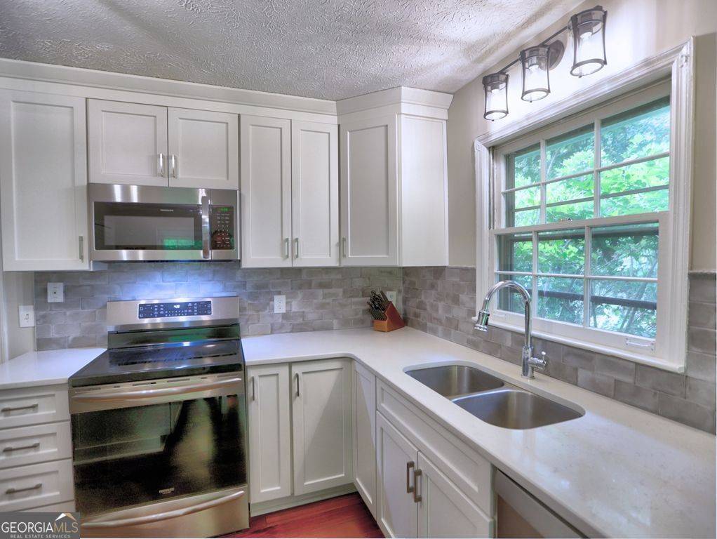 Atlanta, GA 30360,4579 S Amberly CT S