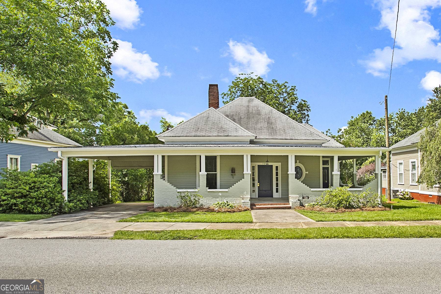 Barnesville, GA 30204,135 Holmes ST