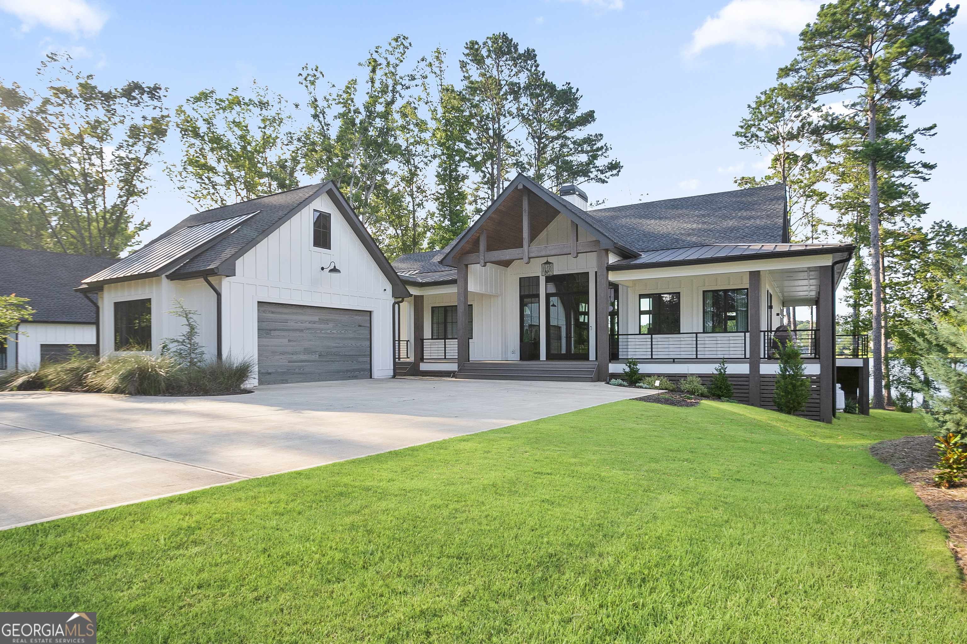 Eatonton, GA 31024,157 Lakeview DR