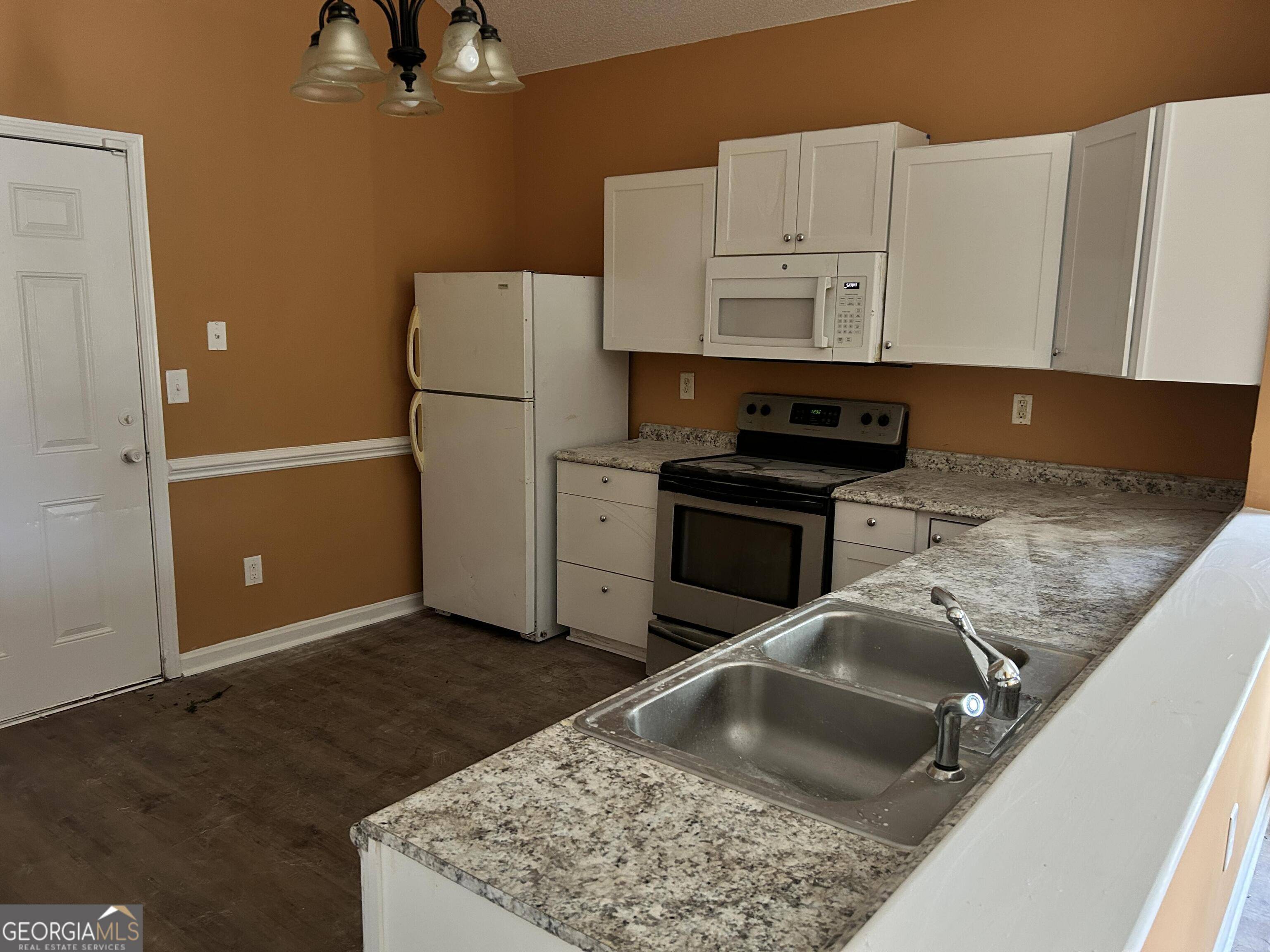 Warner Robins, GA 31088,344 Orchard WAY