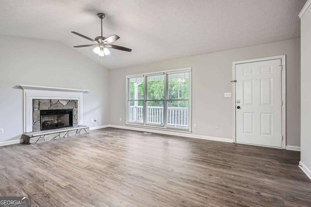 Dallas, GA 30157,520 White Pines DR