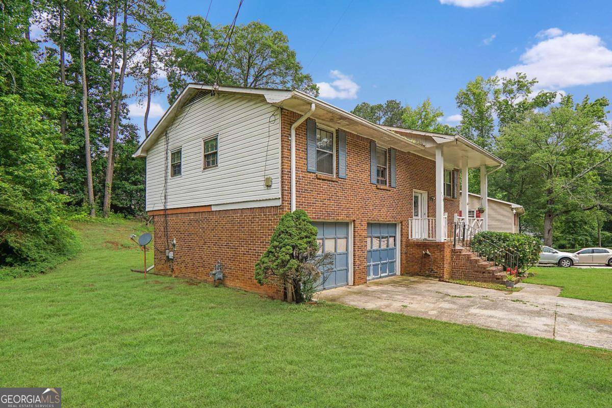 Ellenwood, GA 30294,115 Elizabeth WAY
