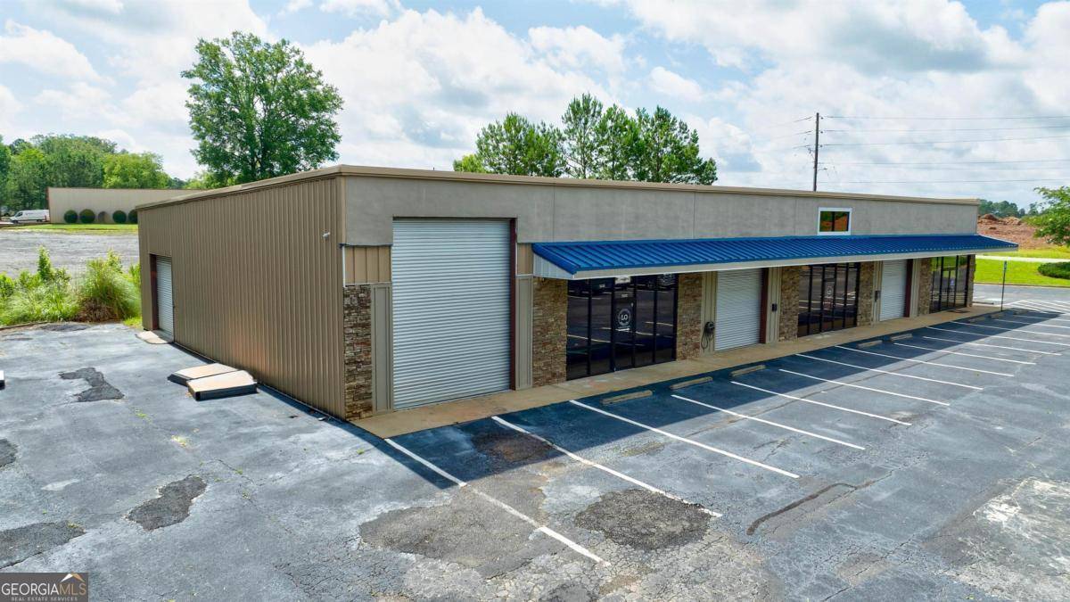 Eatonton, GA 31024,162 Scott RD