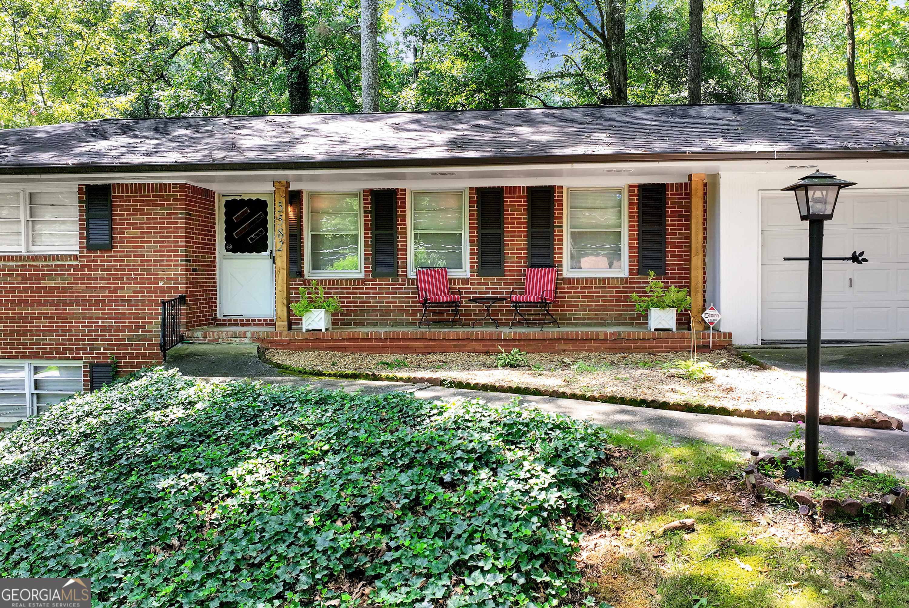 Stone Mountain, GA 30087,5582 Brady DR