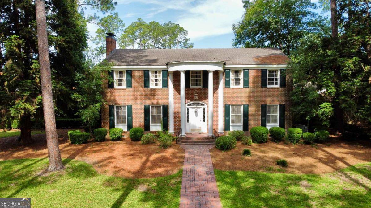 Tifton, GA 31794,2202 Emory DR
