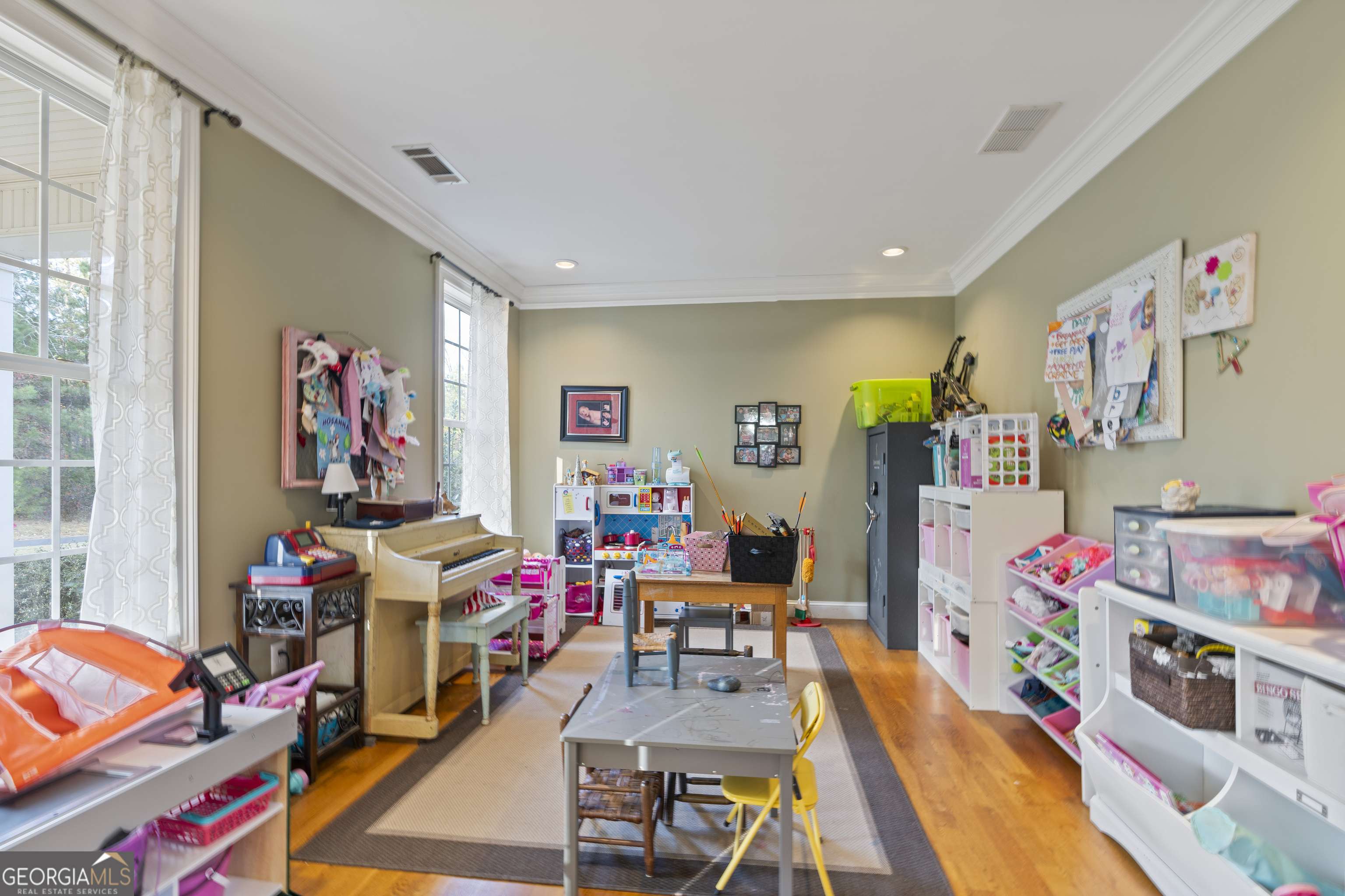 Newnan, GA 30263,572 Austin RD