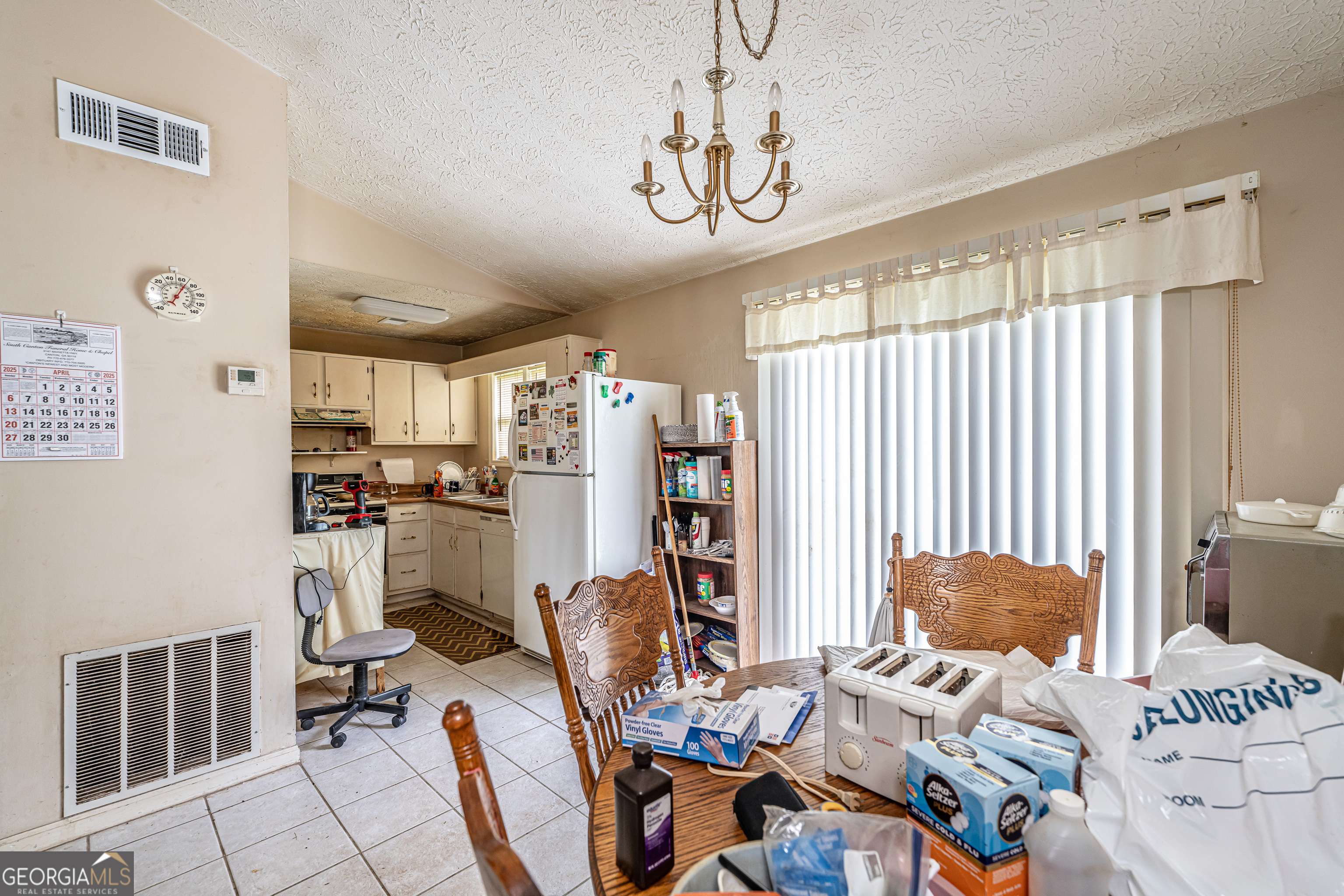 Woodstock, GA 30188,504 Azalea CT