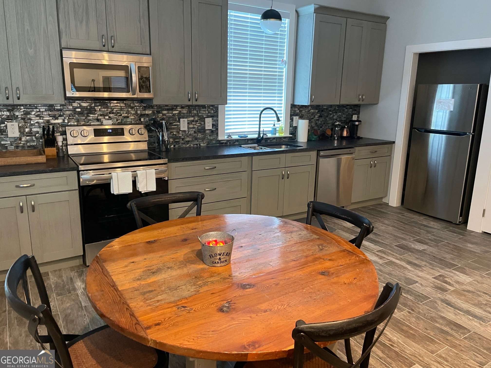 Chattahoochee Hills, GA 30268,8470B Hearn Road