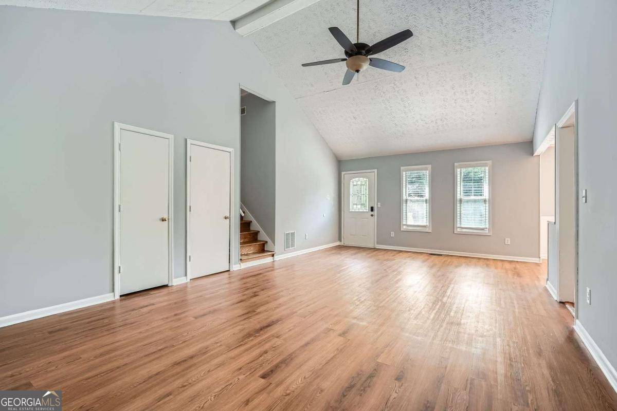 Marietta, GA 30066,5093 Ravenwood DR