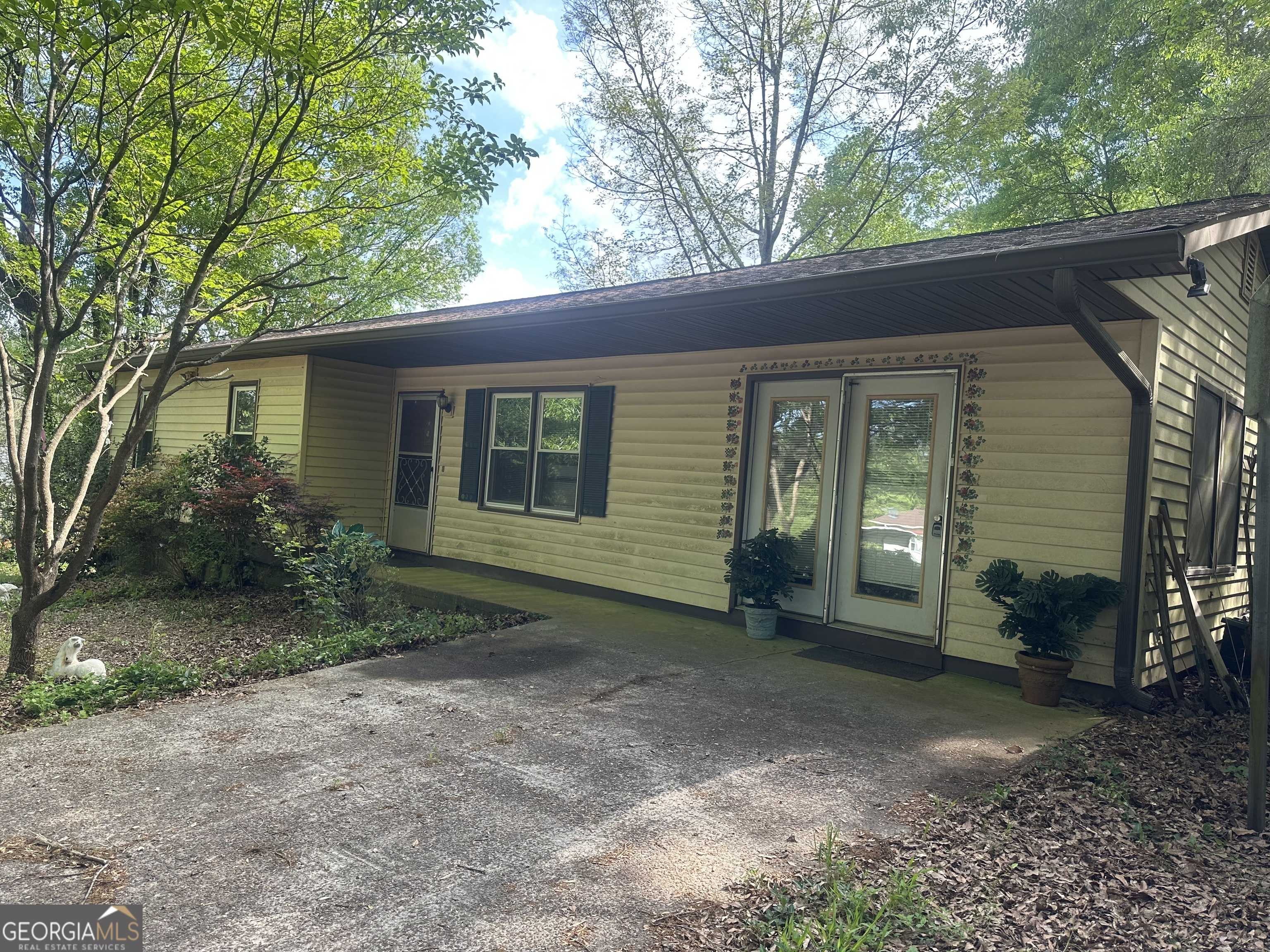 Cornelia, GA 30531,421 Chase CIR