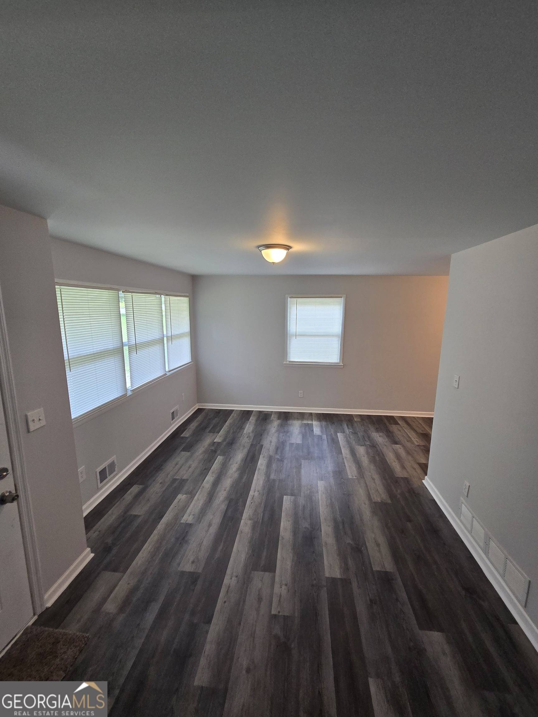Atlanta, GA 30354,993 Roosevelt DR SE