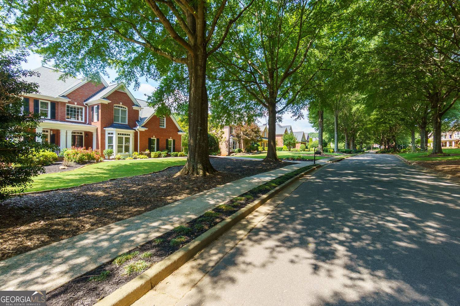 Roswell, GA 30075,130 Hamilton WAY