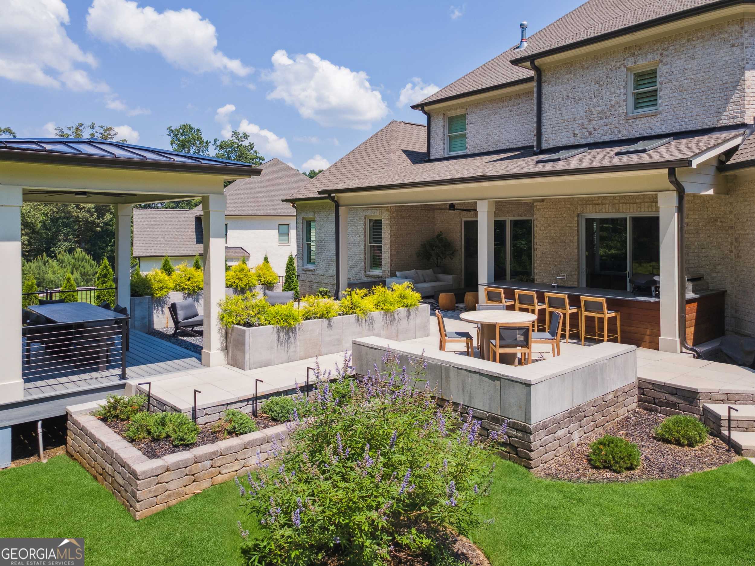 Alpharetta, GA 30004,1099 Bream DR