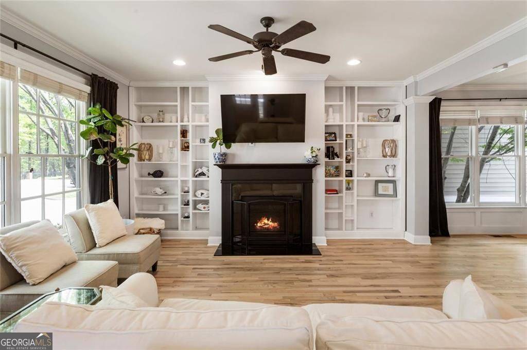 Atlanta, GA 30318,2238 Parkview CT NW