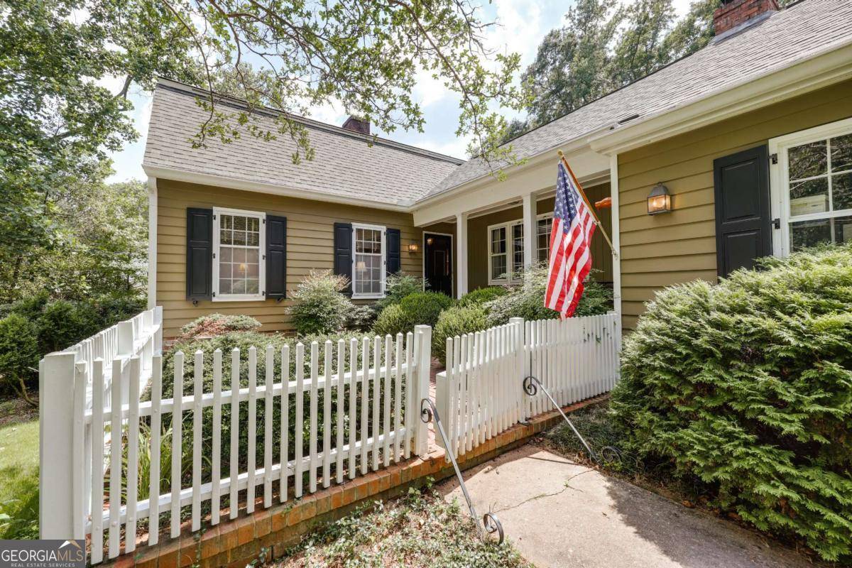 Athens, GA 30606,235 Pendleton DR