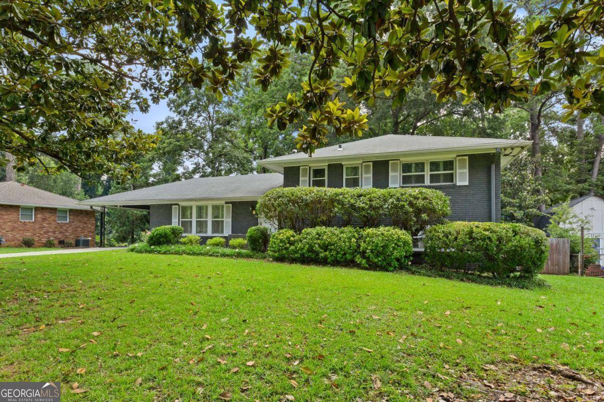 Atlanta, GA 30339,2416 Elmwood CIR SE