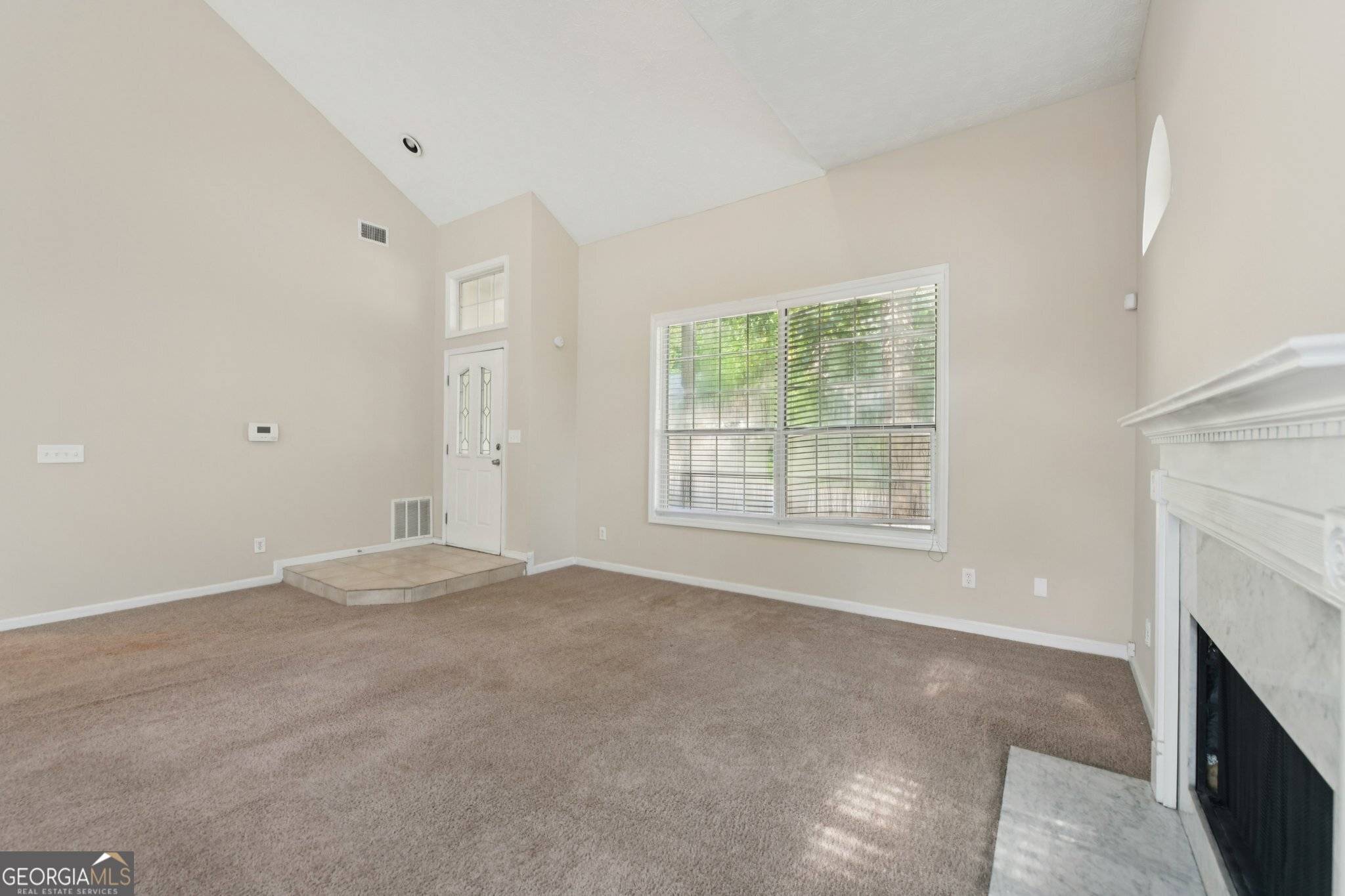 Lithonia, GA 30058,686 Shore LN