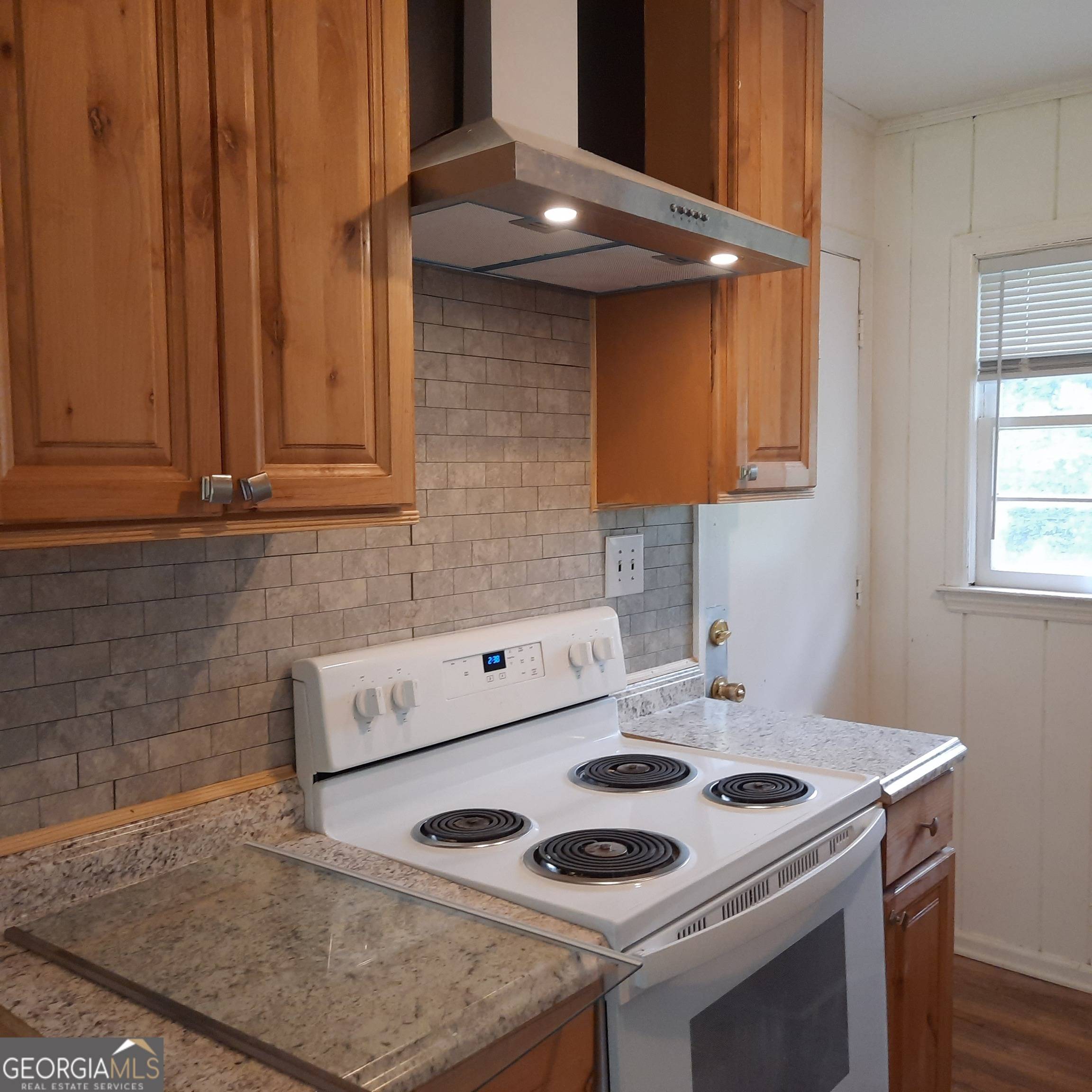 East Point, GA 30344,1638 woodberry AVE #2