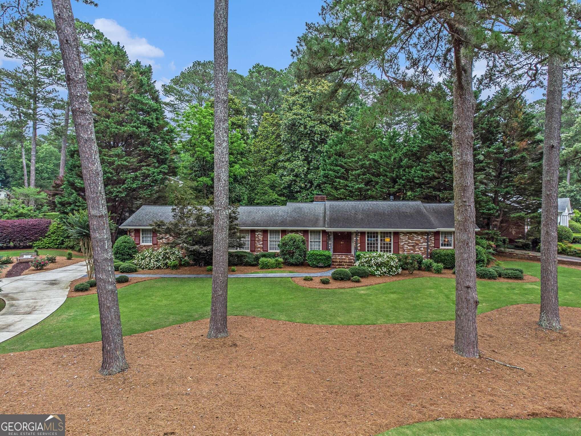 Decatur, GA 30033,2221 Fairoaks RD