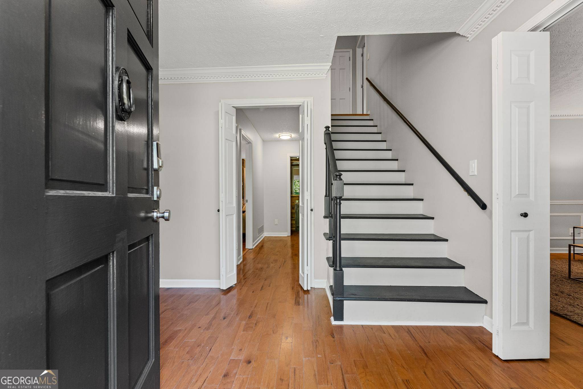 Roswell, GA 30076,220 Hollyridge DR