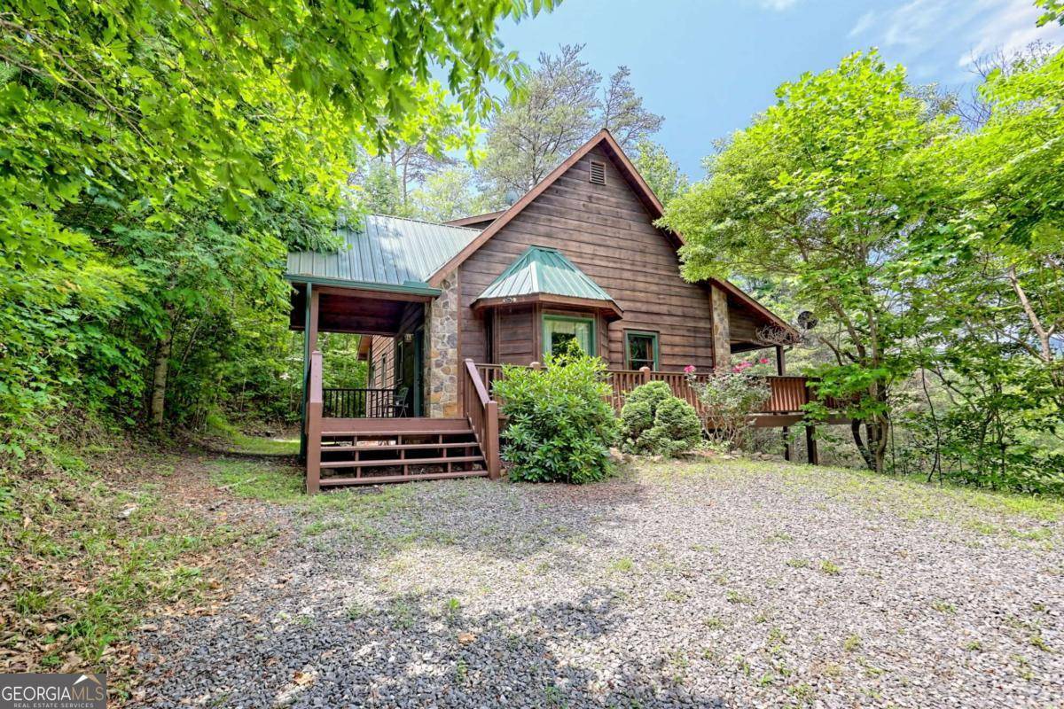 Hiawassee, GA 30546,1702 Sheep Cliff RD