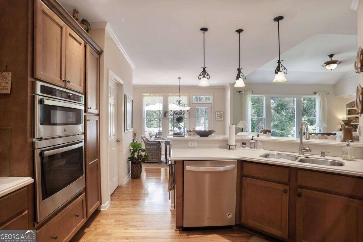 Canton, GA 30114,126 Woodbury LN