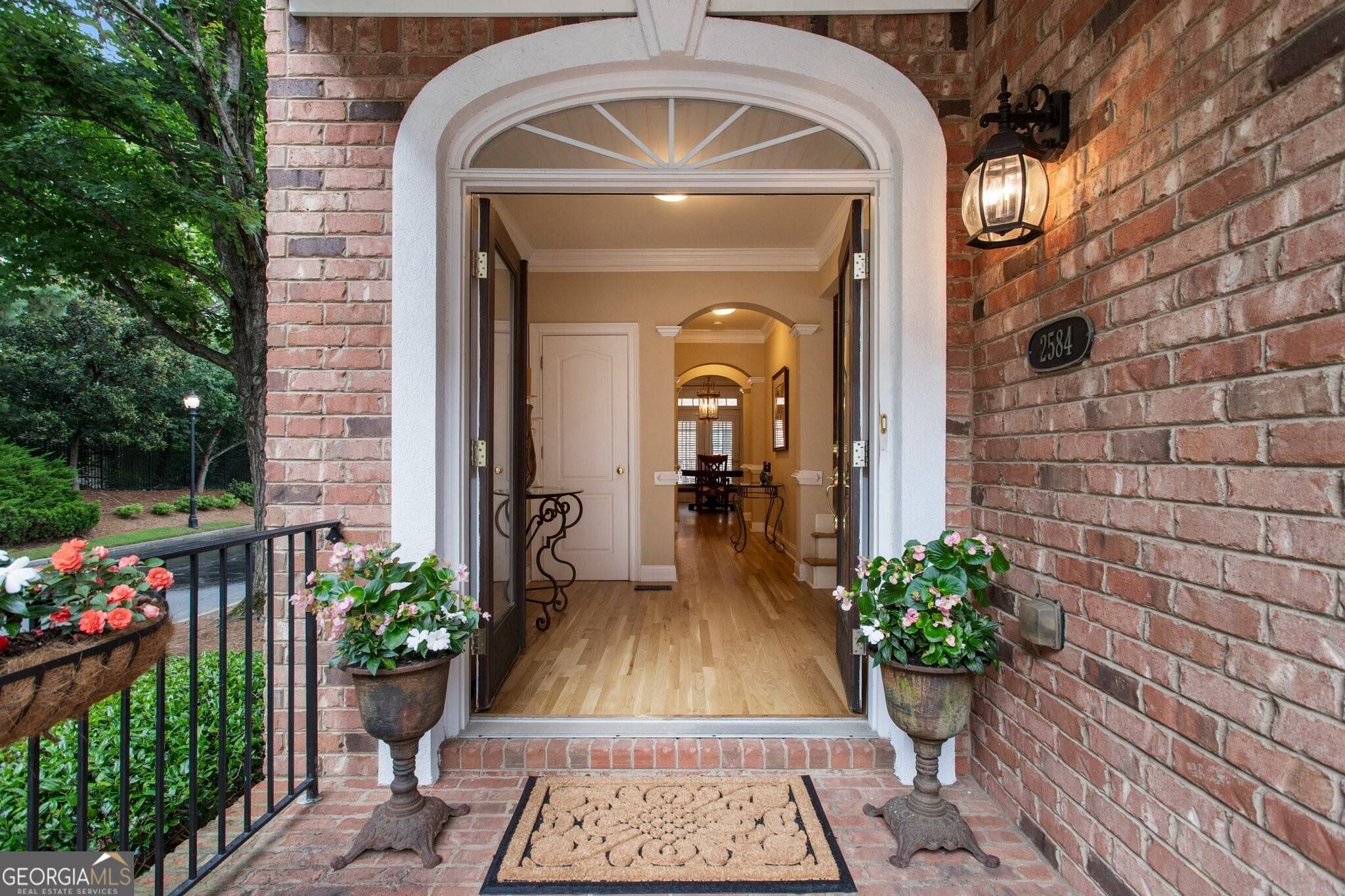 Brookhaven, GA 30319,2584 Oglethorpe CIR NE