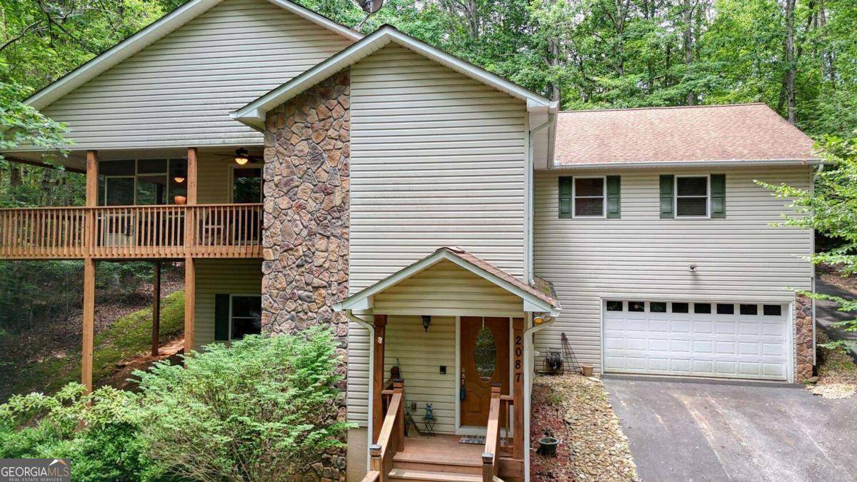 Young Harris, GA 30582,2087 Woodlake LN