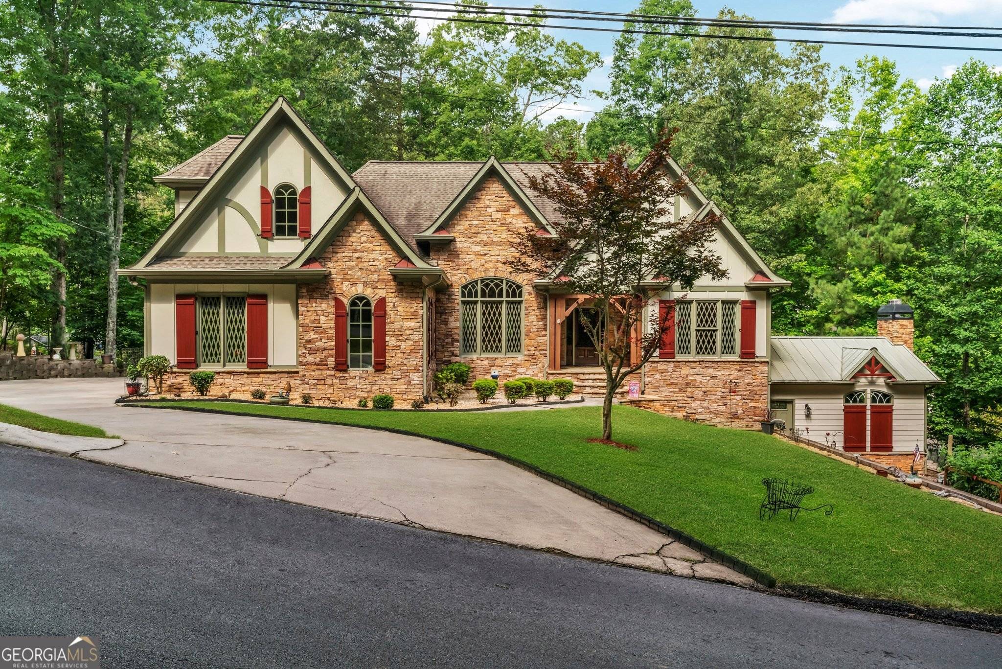 Waleska, GA 30183,169 Pinebrook DR