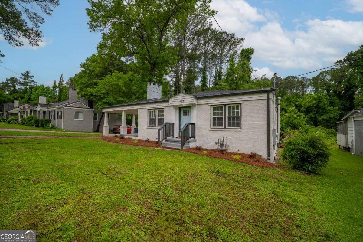 Atlanta, GA 30344,2137 Delowe DR