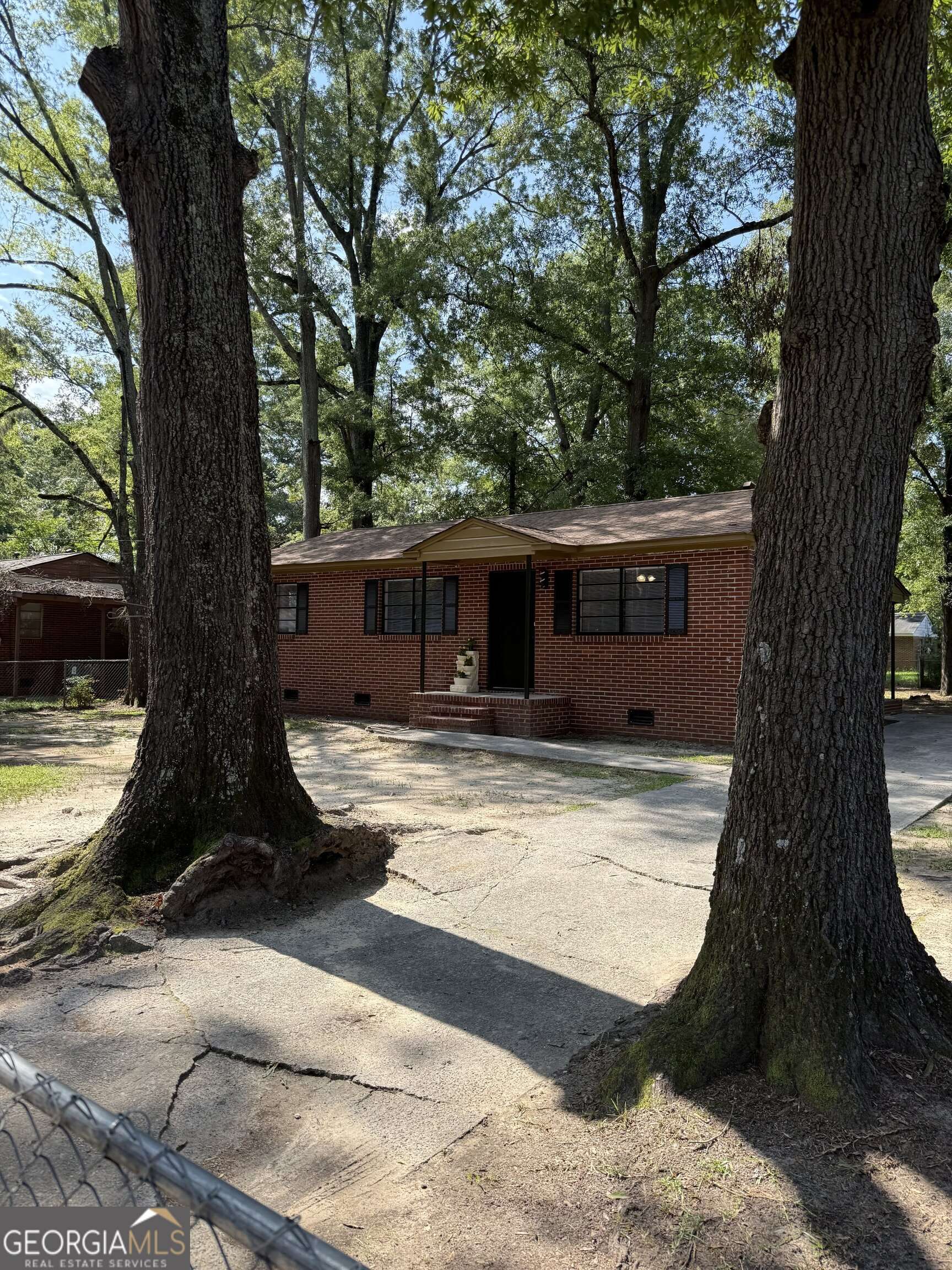 Warner Robins, GA 31088,117 Dudley ST