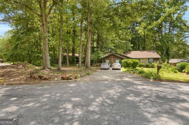 Jonesboro, GA 30238,652 POST OAK