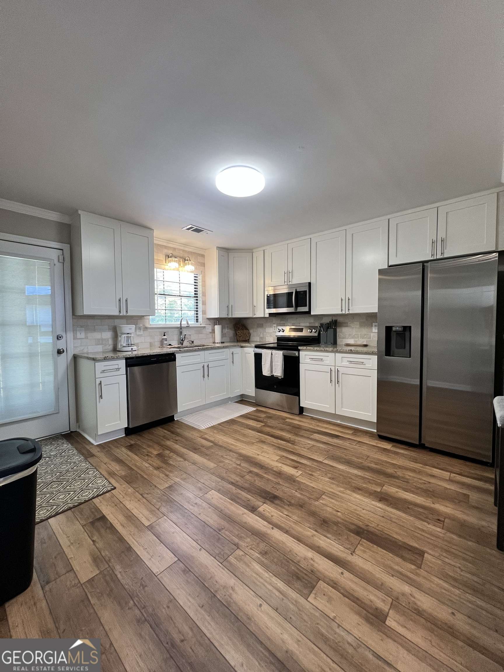 Warner Robins, GA 31088,427 Woodland DR