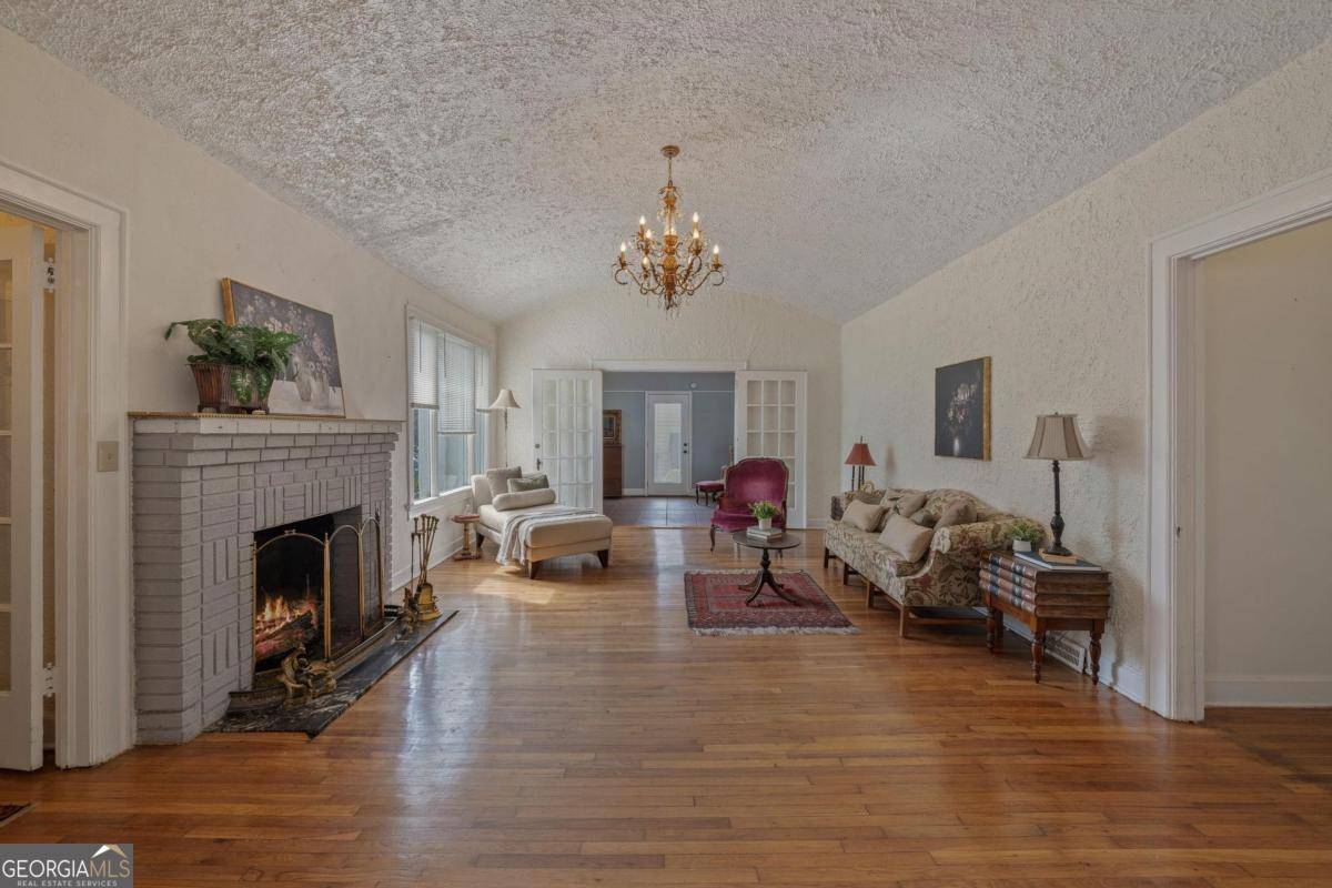 Eatonton, GA 31024,204 S Jefferson AVE