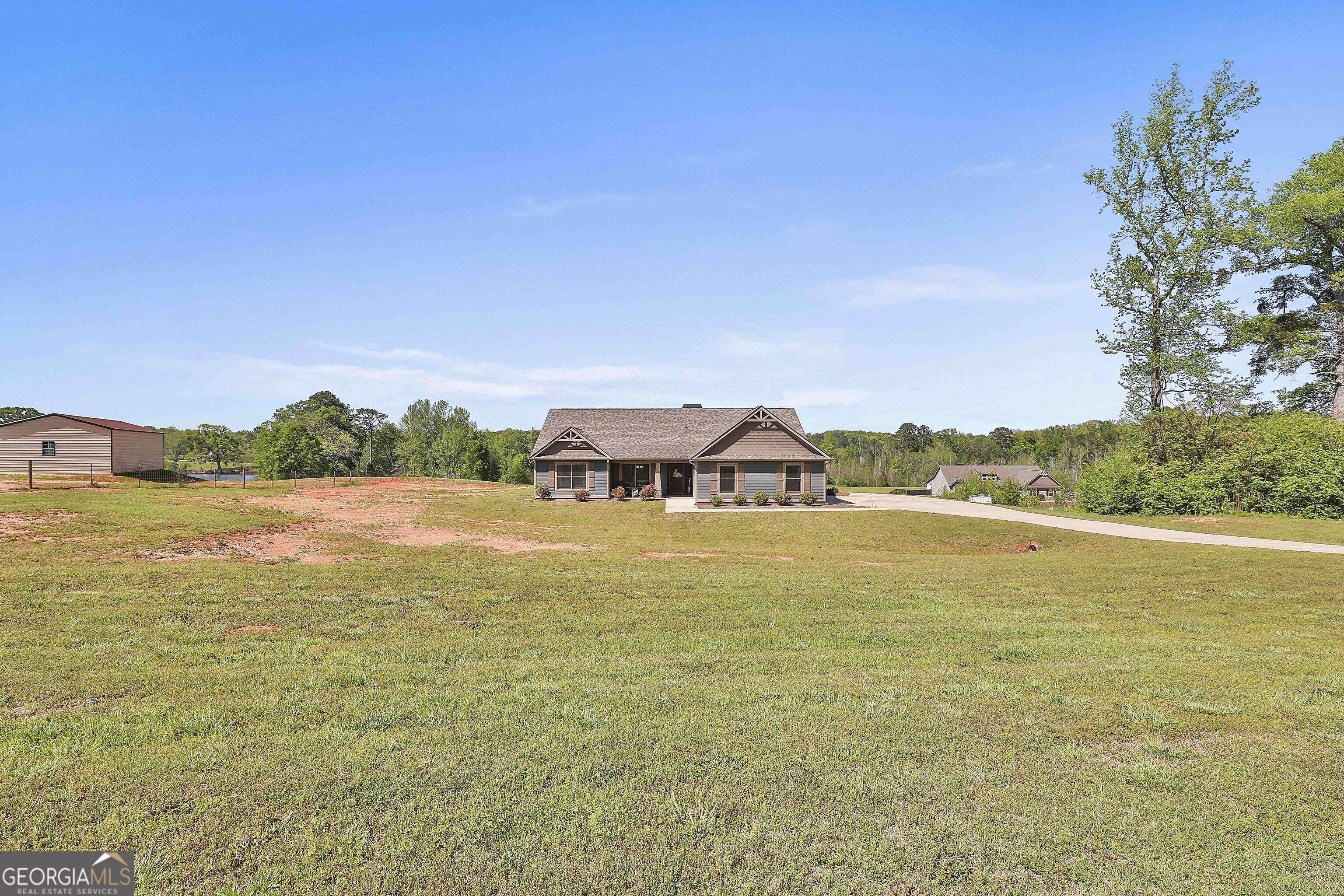 Newnan, GA 30263,320 Pleasant View DR