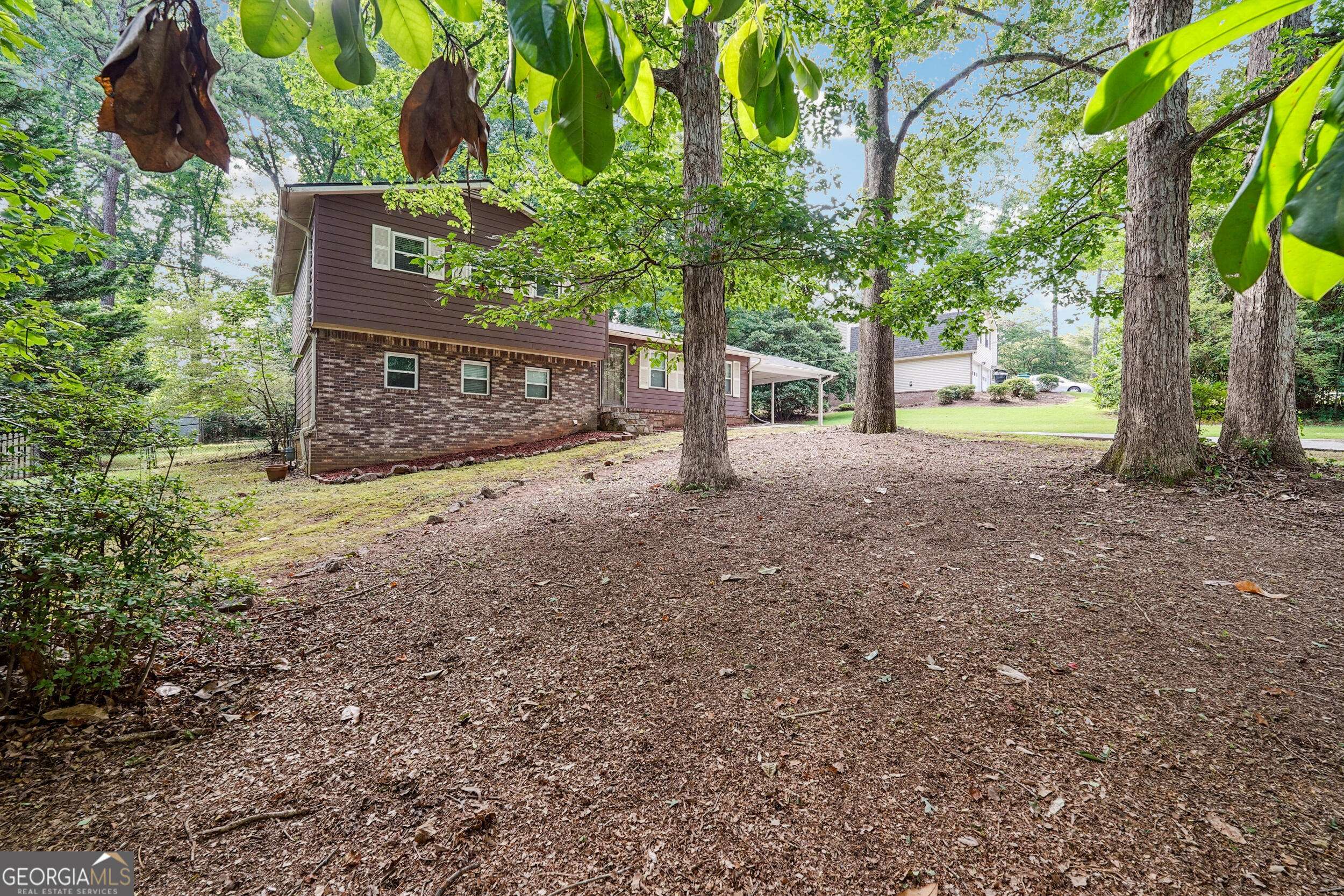 Lilburn, GA 30047,954 Camp Creek DR SW