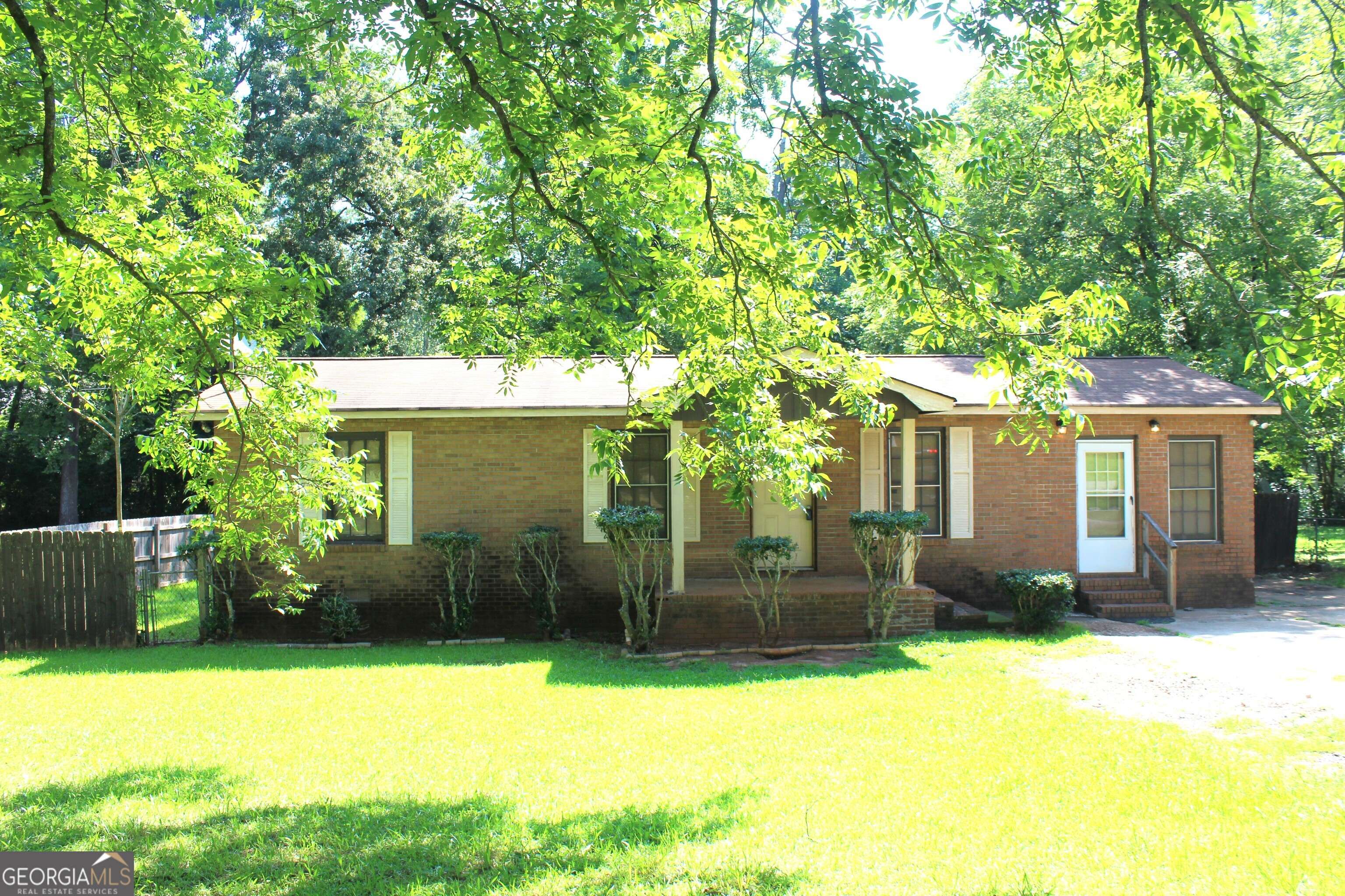 Lagrange, GA 30241,102 King Arthur DR