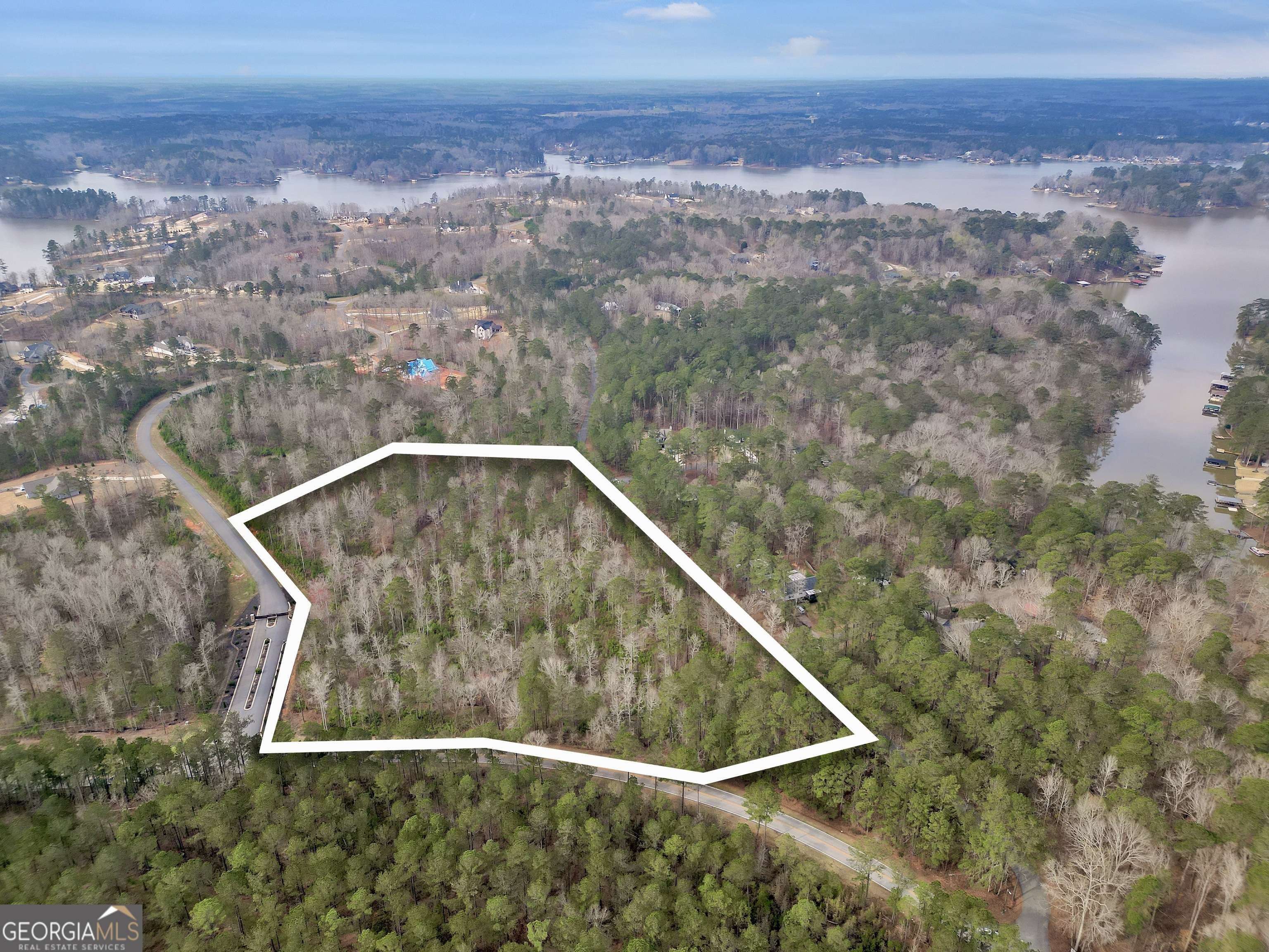 Monticello, GA 31064,1 PENINSULA DR