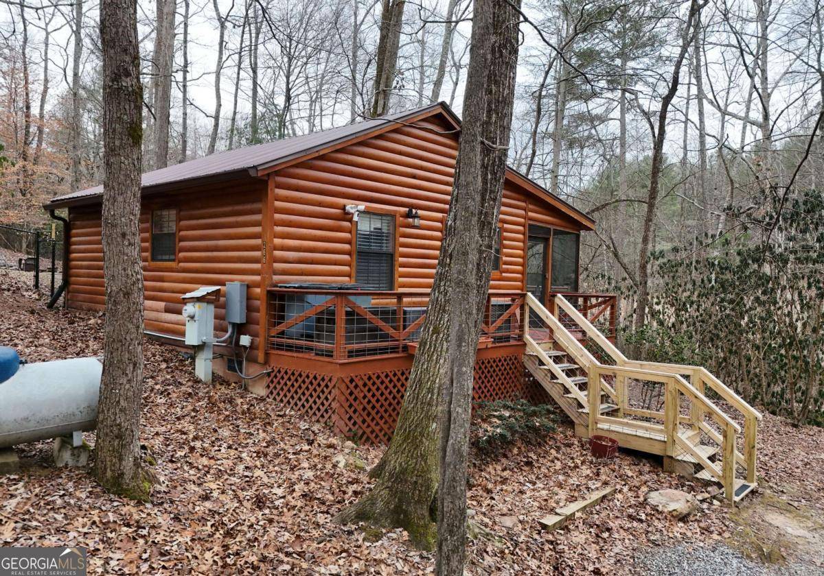 Morganton, GA 30560,266 Mabry LN