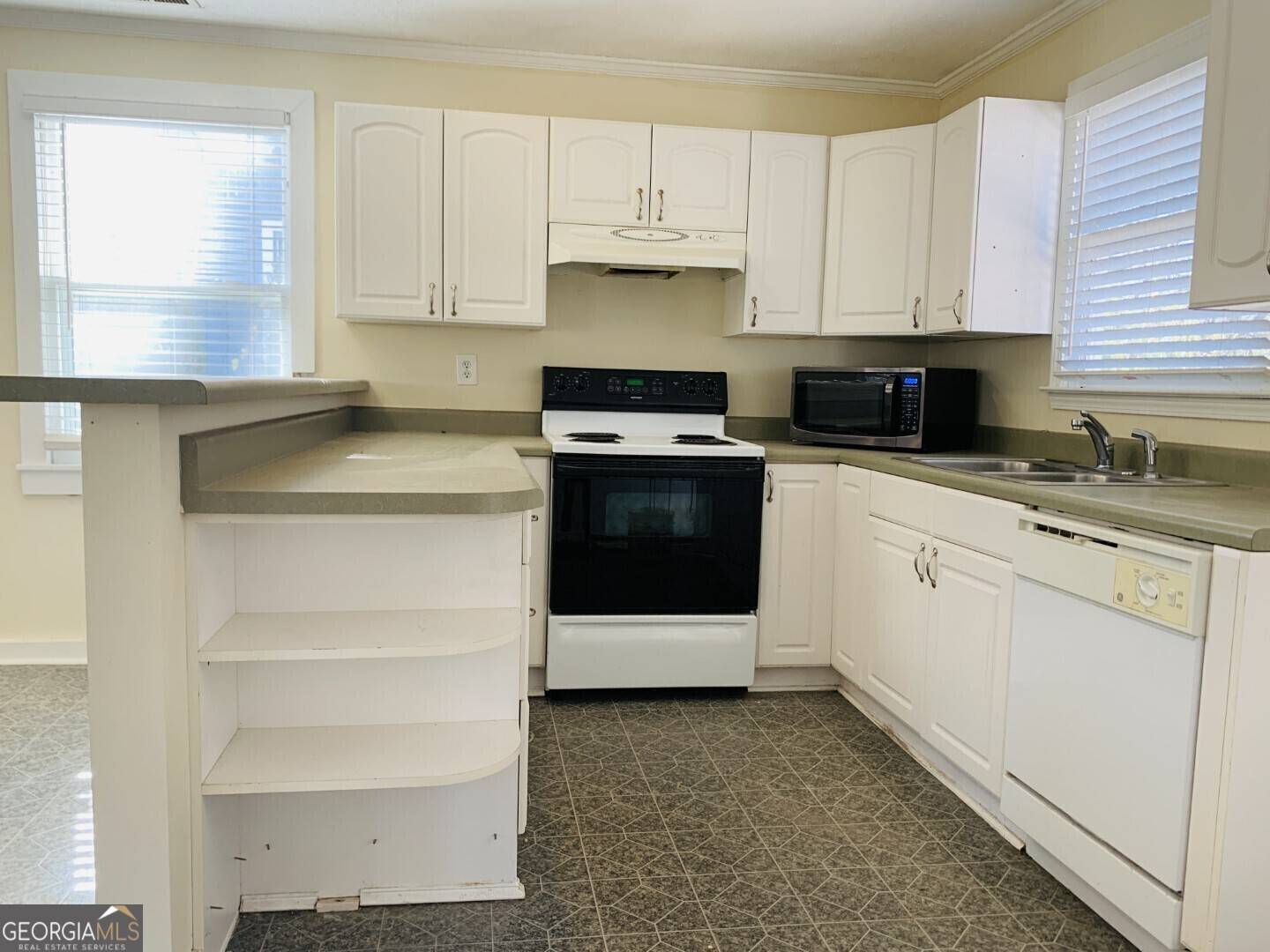 Lagrange, GA 30240,613 N Greenwood ST #B
