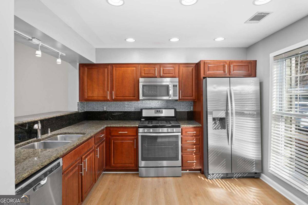 Sandy Springs, GA 30350,410 Wedgewood WAY