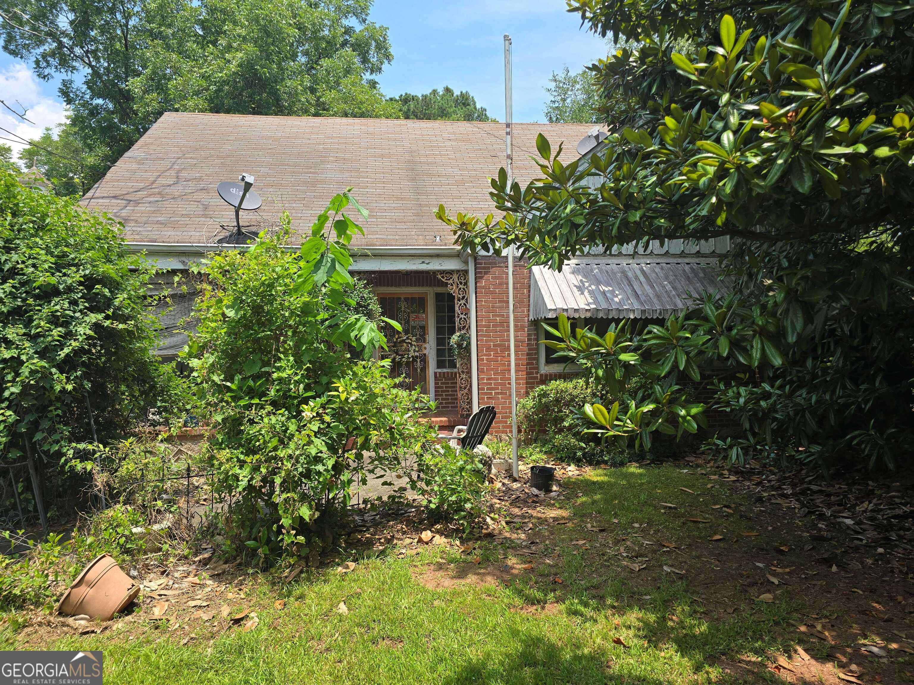 Decatur, GA 30032,1526 Snapfinger RD