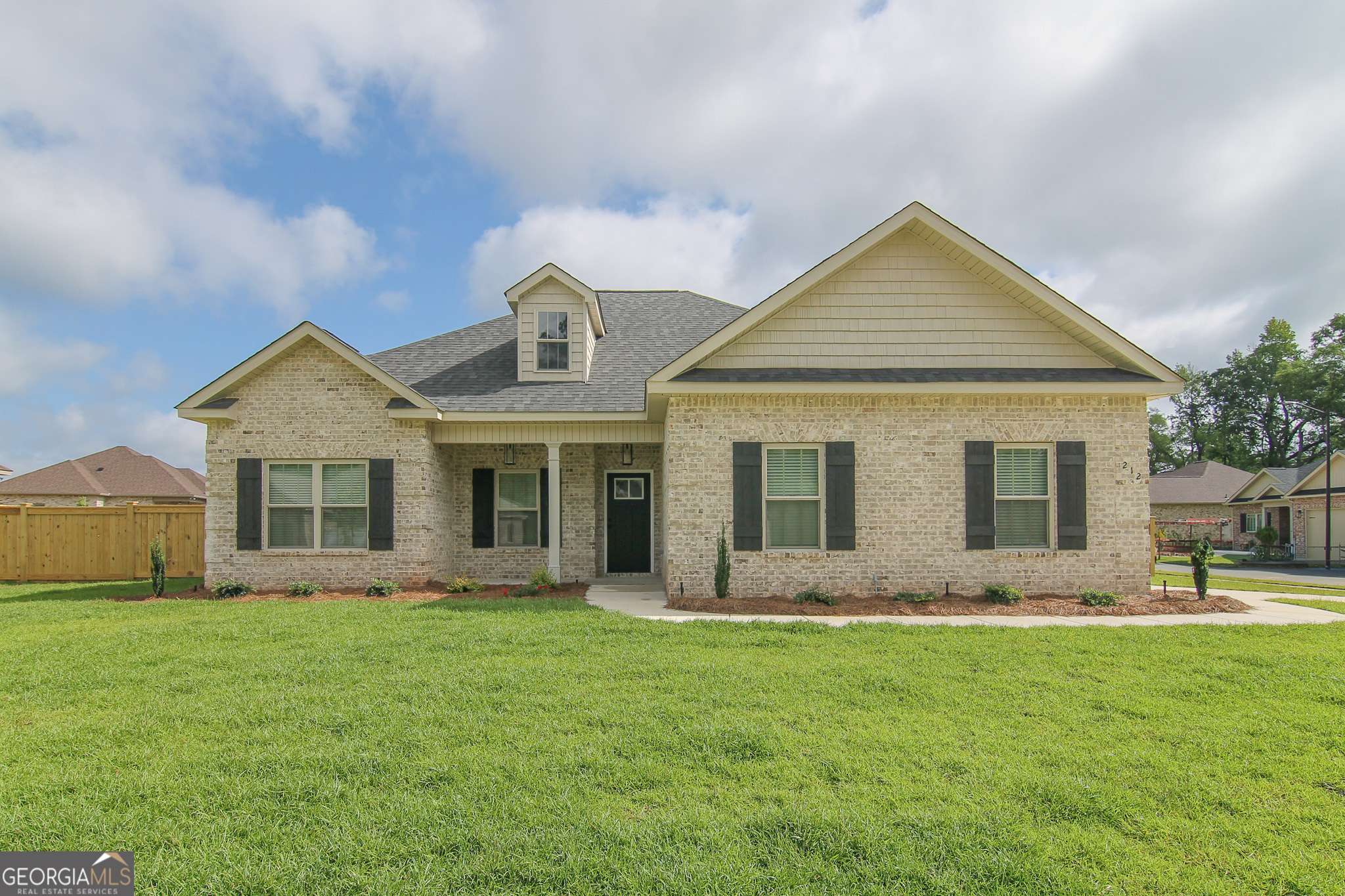 Kathleen, GA 31047,212 Willowbrook Lane